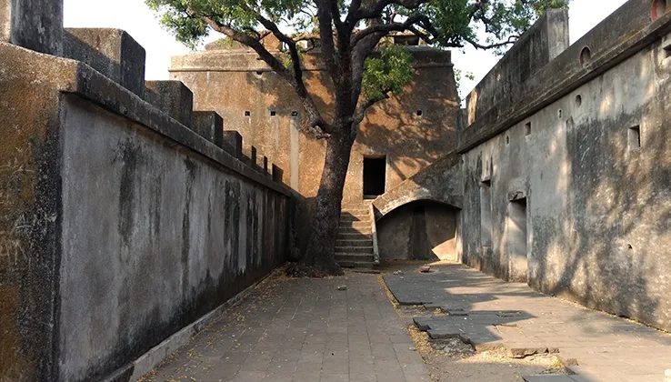 sewri fort