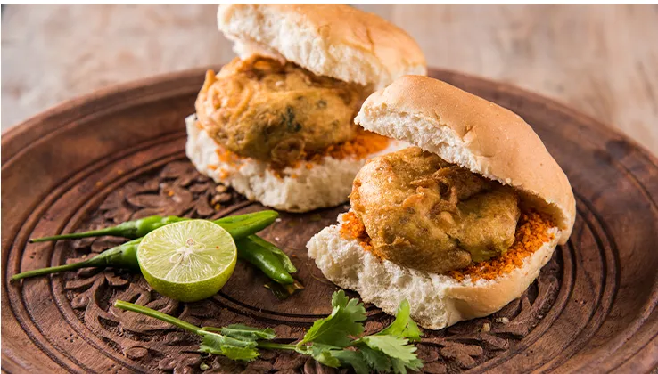 Food Lovers Guide When Travelling Around India